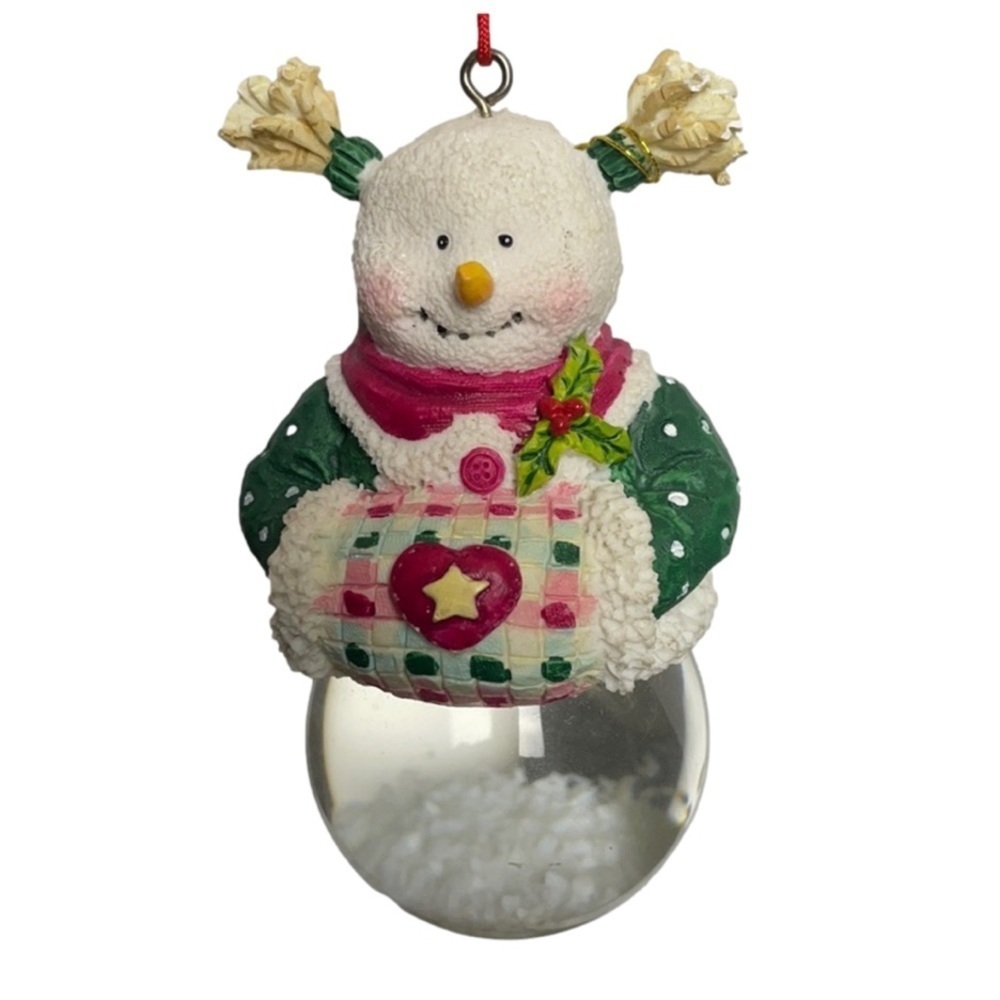 Snow-globe Christmas Around the World Ornament